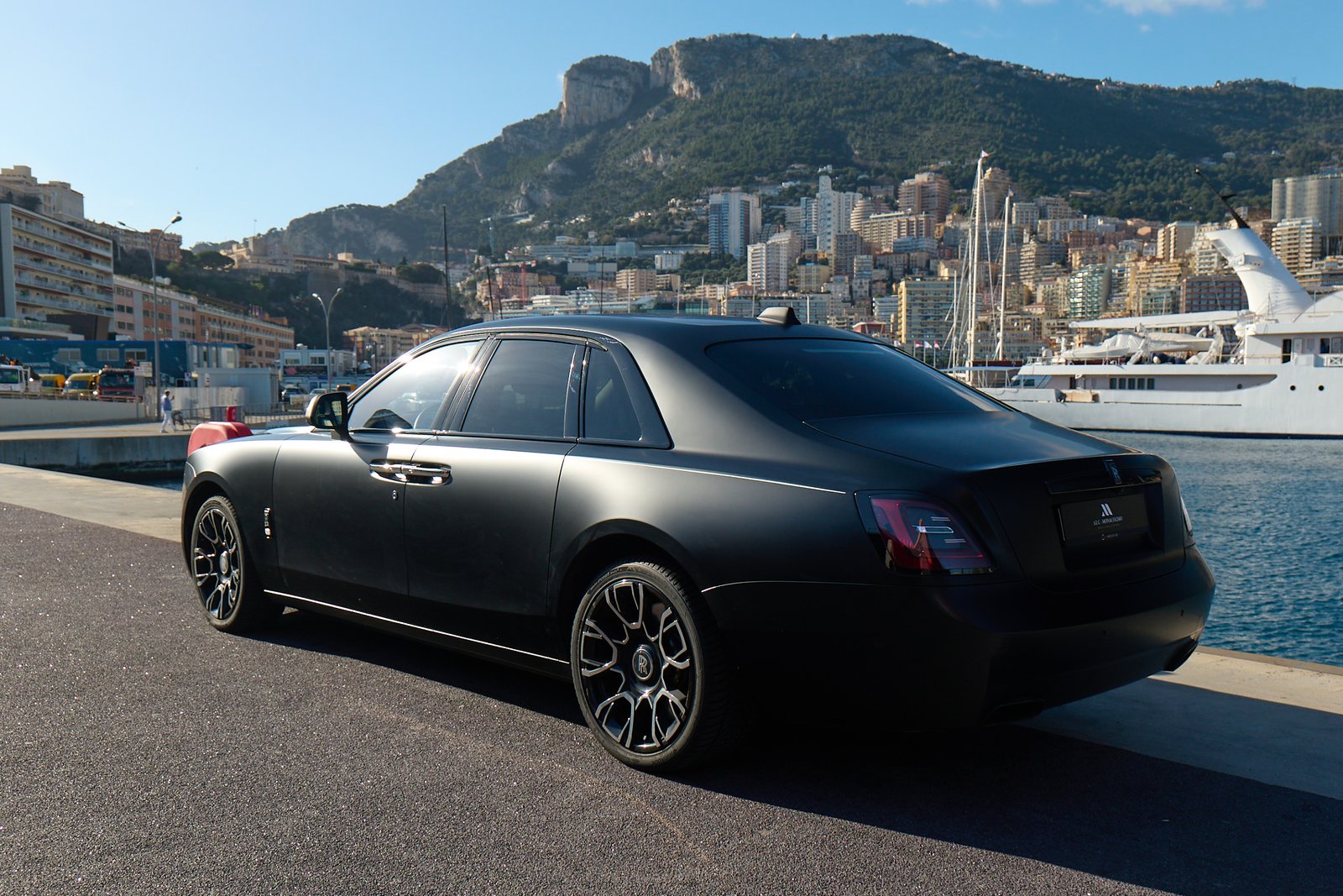 Rolls Royce Ghost Black Badge — photo 3